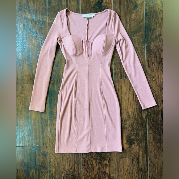 Nordstrom ASTR The Label Ribbed Bodycon Dress in Blush Size Small - Picture 1 of 3